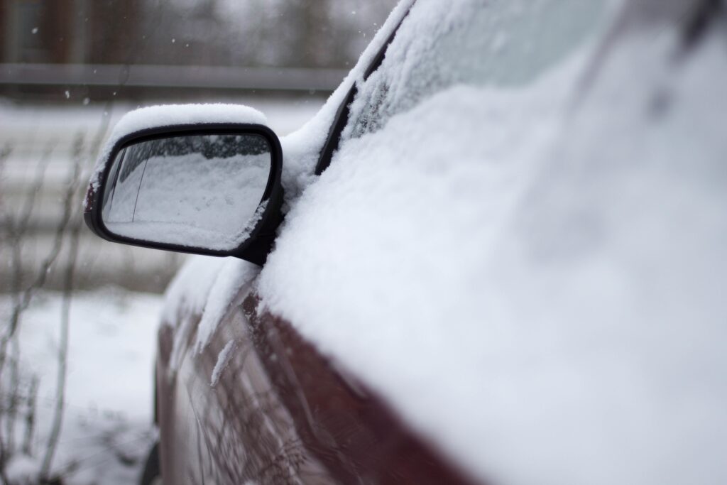 Windshield De Icers What Works, What Doesn't, and How to Stay Safe